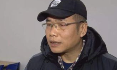 开云APP下载:马德兴谈国足：最大败笔就是防守型中场的位置上，选择黄政宇首发